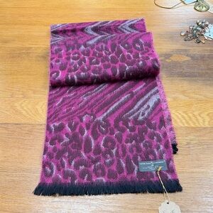 D&Y Magenta and Gray Animal-Print Scarf